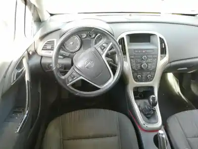 Здавання транспортного засобу opel astra j (p10) 1.7 cdti (68) року 2012 потужний a17dtr