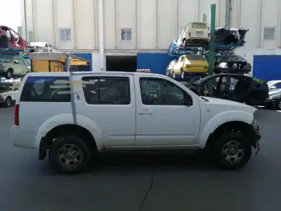 Veículo de Sucata nissan pathfinder (r51) 2.5 dci xe do ano 2007 alimentado yd25