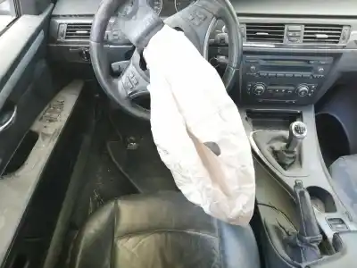 Sloopvoertuig bmw 3 descapotable (e93) 320 i van het jaar 2007 aangedreven n43b20a