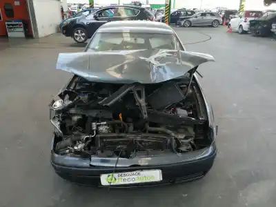 Veículo de Sucata volkswagen golf iv (1j1) 1.9 tdi do ano 2002 alimentado atd