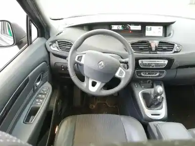 Здавання транспортного засобу renault scénic iii (jz0/1_) 1.6 dci (jz00, jz12) року 2011 потужний r9ma402