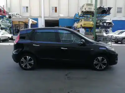 Здавання транспортного засобу renault scénic iii (jz0/1_) 1.6 dci (jz00, jz12) року 2011 потужний r9ma402