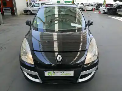 Здавання транспортного засобу renault scénic iii (jz0/1_) 1.6 dci (jz00, jz12) року 2011 потужний r9ma402