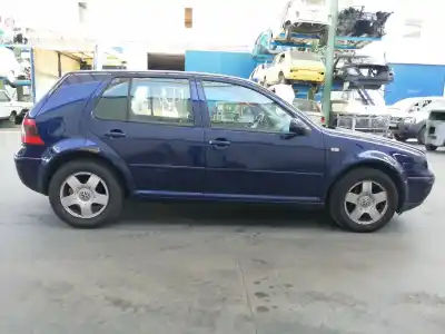 Veículo de Sucata volkswagen golf iv (1j1) 1.6 do ano 1999 alimentado akl