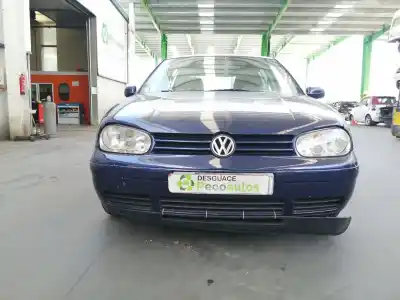 Veículo de Sucata volkswagen golf iv (1j1) 1.6 do ano 1999 alimentado akl