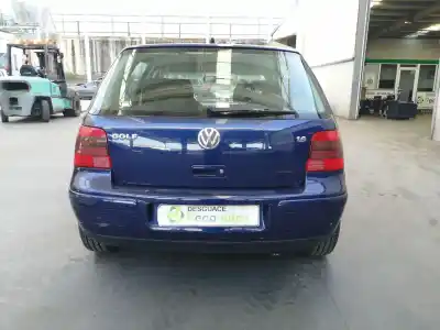 Veículo de Sucata volkswagen golf iv (1j1) 1.6 do ano 1999 alimentado akl