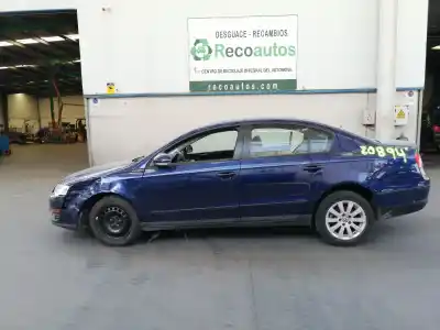 Veículo de Sucata VOLKSWAGEN PASSAT B6 (3C2) 2.0 TDI 16V do ano 2008 alimentado CBAB
