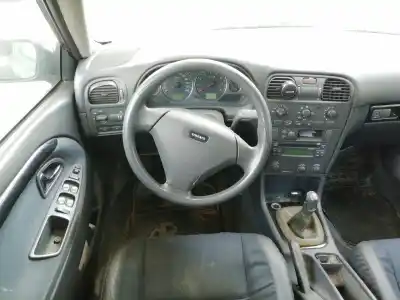 Veículo de Sucata volvo s40 i (644) 1.8 do ano 2003 alimentado b4184s2