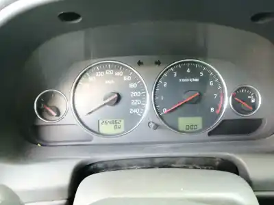 Veículo de Sucata volvo s40 i (644) 1.8 do ano 2003 alimentado b4184s2