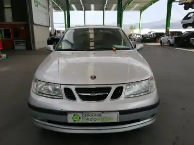 Veículo de Sucata saab 9-5 (ys3e) 2.2 tid do ano 2003 alimentado d223l