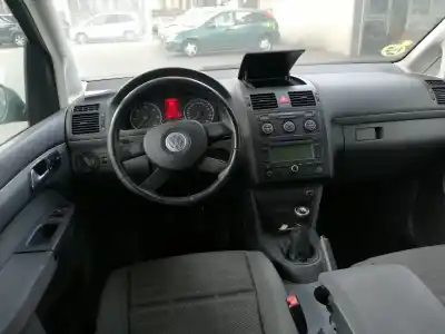 Vehicul casat volkswagen touran (1t1, 1t2) 2.0 tdi 16v al anului 2006 alimentat bkd