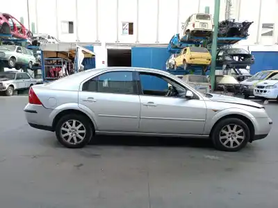 Veicolo di demolizione ford mondeo iii (b5y) 2.0 16v tddi / tdci dell'anno 2001 alimentato d6ba