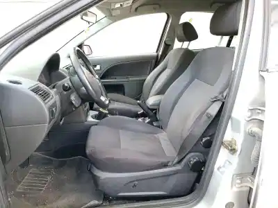 Veicolo di demolizione ford mondeo iii (b5y) 2.0 16v tddi / tdci dell'anno 2001 alimentato d6ba