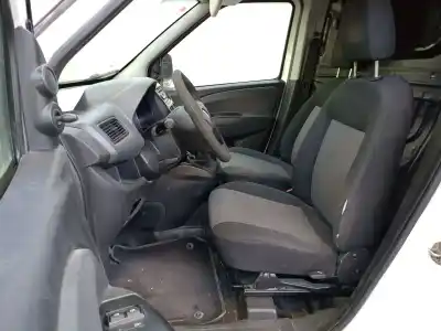 Veicolo di demolizione fiat doblo cargo (263_) 1.3 d multijet dell'anno 2012 alimentato 199 a3.000