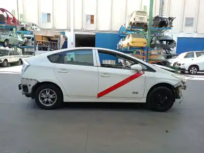 Здавання транспортного засобу toyota prius (_w3_) 1.8 hybrid (zvw3_) року 2012 потужний 