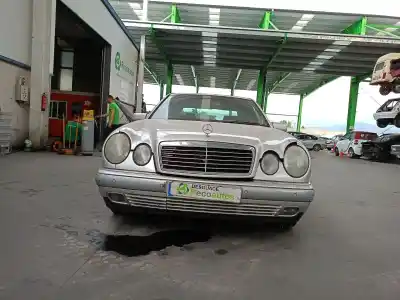Veículo de Sucata mercedes-benz clase e (w210) e 300 turbo-d (210.025) do ano 2002 alimentado 606962