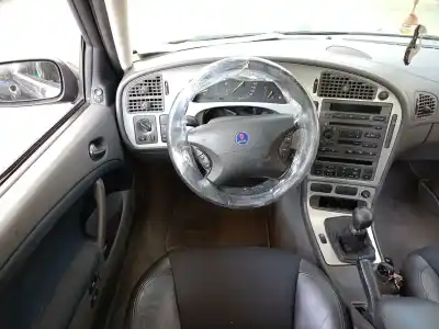 Veículo de Sucata saab 9-5 (ys3e) 3.0 tid do ano 2002 alimentado b308l