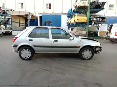 Scrapping Vehicle ford fiesta iv (ja_, jb_) 1.3 i of the year 2001 powered j4r