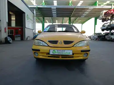 Veicolo di demolizione renault megane i coach (da0/1_) 2.0 16v dell'anno 2002 alimentato f4rc746