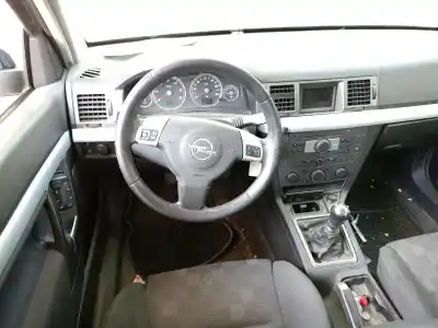 Scrapping Vehicle opel vectra c gts (z02) 1.9 cdti (f68) of the year 2005 powered z19dt