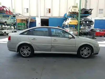 Scrapping Vehicle opel vectra c gts (z02) 1.9 cdti (f68) of the year 2005 powered z19dt