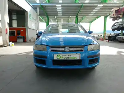 Veicolo di demolizione fiat stilo (192_) 1.9 jtd (192_xe1a) dell'anno 2002 alimentato 192 a1.000