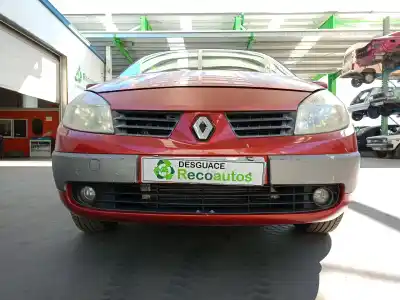 Scrapping Vehicle renault scénic ii (jm0/1_) 1.9 dci (jm0g, jm12, jm1g, jm2c) of the year 2003 powered f9qs8121