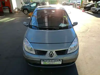 Здавання транспортного засобу renault                                            grand scénic ii (jm0/1_)                                                                                                                                                                                                                                   1.9 dci (jm0g jm12 jm1g jm2c)                                                                                                                                                                                                                              року 2004 потужний f9q d8