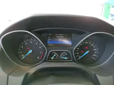 Veículo de Sucata ford focus iii turnier 1.0 ecoboost do ano 2015 alimentado m1dd