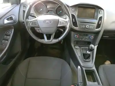 Veículo de Sucata ford focus iii turnier 1.0 ecoboost do ano 2015 alimentado m1dd