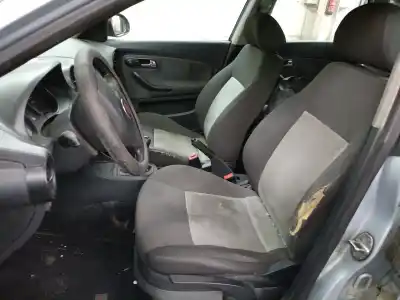 Véhicule à la ferraille seat                                               cordoba (6l2)                                                                                                                                                                                                                                              1.9 tdi                                                                                                                                                                                                                                                    de l'année 2005 alimenté atd