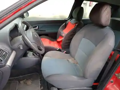 Veículo de Sucata renault clio ii (bb_, cb_) 1.5 dci (b/cb08) do ano 2005 alimentado k9kb702