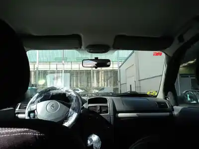 Veículo de Sucata renault clio ii (bb_, cb_) 1.5 dci (bb3n, cb3n) do ano 2008 alimentado k9kw718