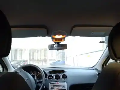 Veículo de Sucata peugeot 308 sport do ano 2008 alimentado 9hz