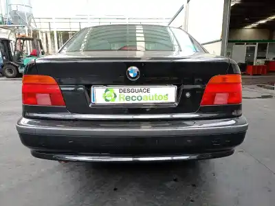 Veicolo di demolizione bmw 5 (e39) 535 i dell'anno 1997 alimentato 358s1