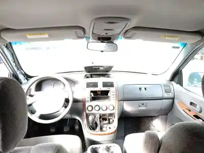 Veicolo di demolizione kia carnival ii (gq) 2.9 crdi dell'anno 2002 alimentato j3