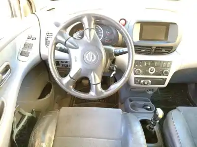 Veículo de Sucata nissan                                             almera tino (v10)                                                                                                                                                                                                                                          2.2 dci                                                                                                                                                                                                                                                    do ano 2005 alimentado yd22