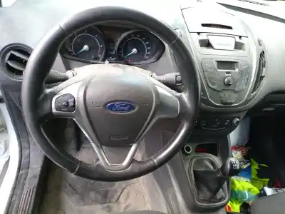 Veículo de Sucata ford transit courier b460 furgoneta/monovolumen 1.5 tdci do ano 2015 alimentado t3cb