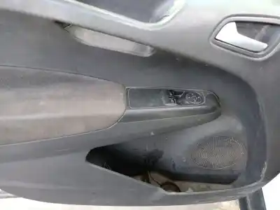 Veículo de Sucata ford transit courier b460 furgoneta/monovolumen 1.5 tdci do ano 2015 alimentado t3cb