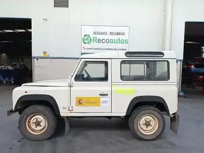Vehicul casat LAND ROVER DEFENDER (LD) 2.5 TDI al anului 1998 alimentat 23L