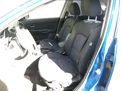 Veicolo di demolizione mazda 3 (bk) 1.6 di turbo dell'anno 2005 alimentato y6