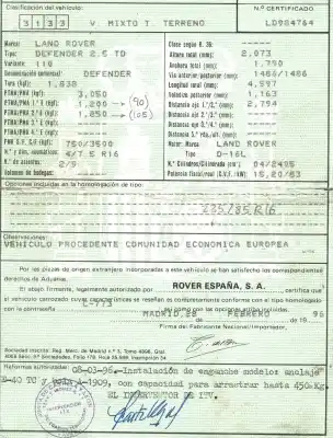 Vehicul casat land rover defender (ld) 2.5 tdi al anului 1996 alimentat 16l