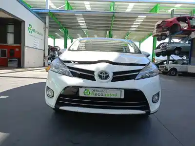 Véhicule à la ferraille toyota                                             verso                                                                                                                                                                                                                                                      (_r2_) 1.6 d4-d (war20_)                                                                                                                                                                                                                                   de l'année 2015 alimenté n47c16a