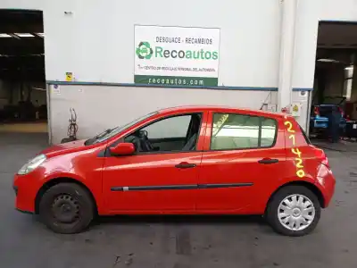 Véhicule à la ferraille RENAULT                                            CLIO III (BR0/1, CR0/1)                                                                                                                                                                                                                                    1.5 DCI (BR17, CR17)                                                                                                                                                                                                                                       de l'année 2006 alimenté K9KT766
