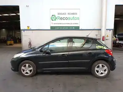 Véhicule à la ferraille peugeot                                            207/207+ (wa_, wc_)                                                                                                                                                                                                                                        1.4 16v                                                                                                                                                                                                                                                    de l'année 2008 alimenté 8fs