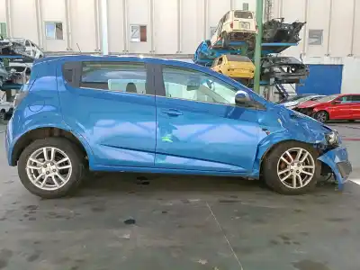 Veículo de Sucata chevrolet aveo 1.4 cat do ano 2011 alimentado a14xer