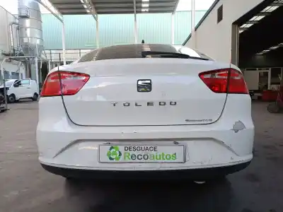 Véhicule à la ferraille seat                                               toledo (kg3)                                                                                                                                                                                                                                               1.6 tdi                                                                                                                                                                                                                                                    de l'année 2014 alimenté cayc