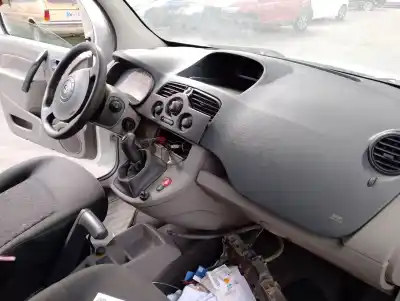 Здавання транспортного засобу renault kangoo express (fw0/1_) 1.5 dci 70 (fw0a, kw0v) року 2010 потужний k9k a8