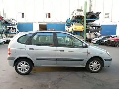 Scrapping Vehicle renault                                            scénic i monospace (ja0/1_, fa0_)                                                                                                                                                                                                                          1.9 dti (ja0n) of the year 2000 powered f9q a7
