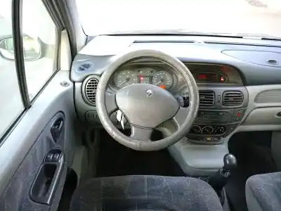 Scrapping Vehicle renault                                            scénic i monospace (ja0/1_, fa0_)                                                                                                                                                                                                                          1.9 dti (ja0n) of the year 2000 powered f9q a7